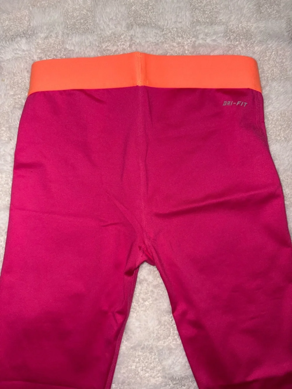 Girls Nike Pro Tight Fit Training Capris Pink + Orange • Big Girls XLarge